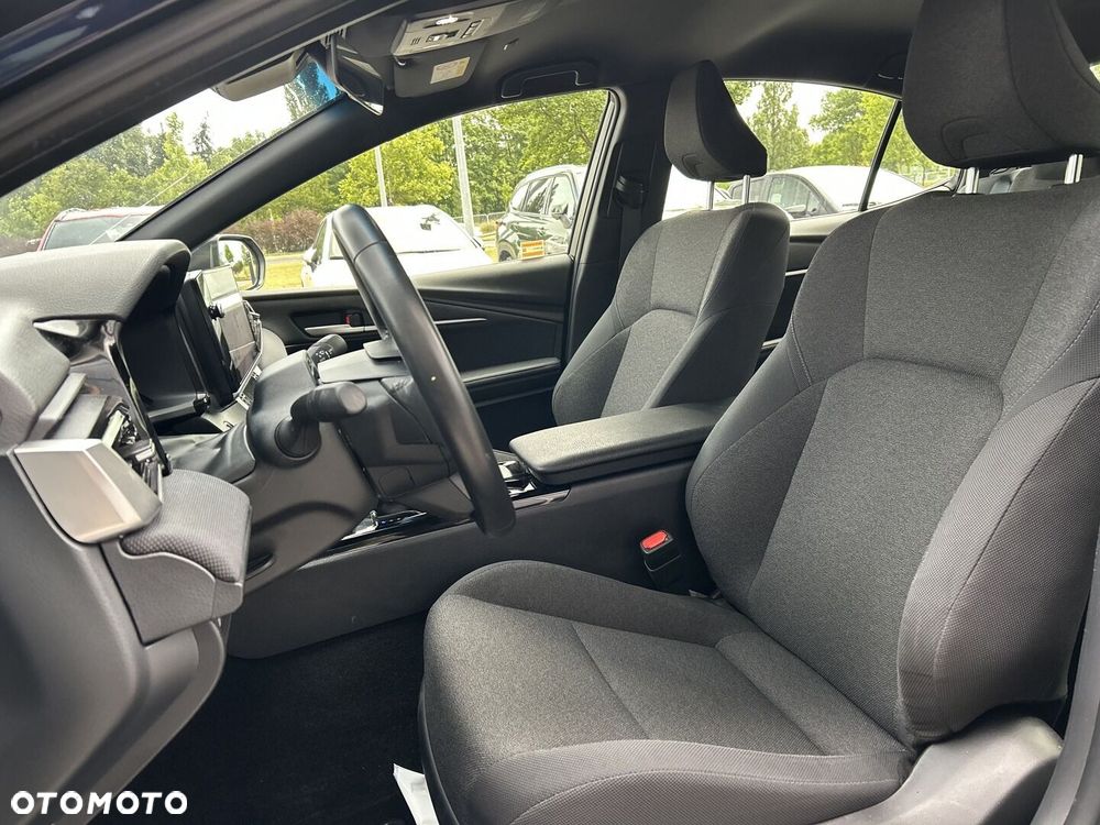 Toyota Camry - 9