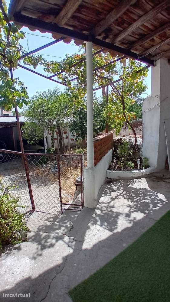 Moradia T3 isolada com jardim e garagem - Grande imagem: 3/30