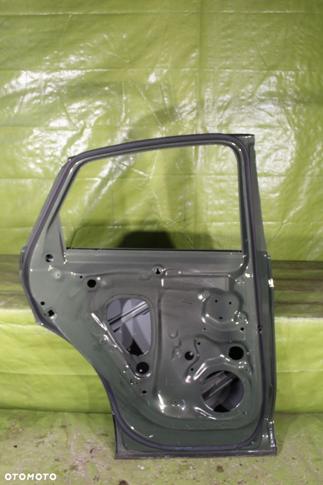 Drzwi Audi Q5 Sportback I 2020-2025r. tył lewy - 2