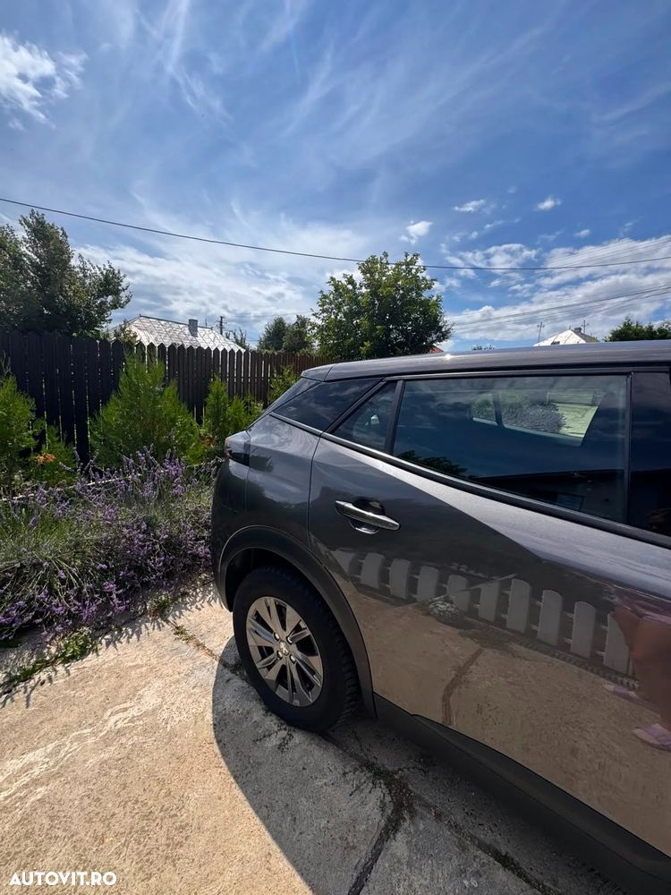 Peugeot 2008 1.2 L PureTech STT EAT8 Active - 18