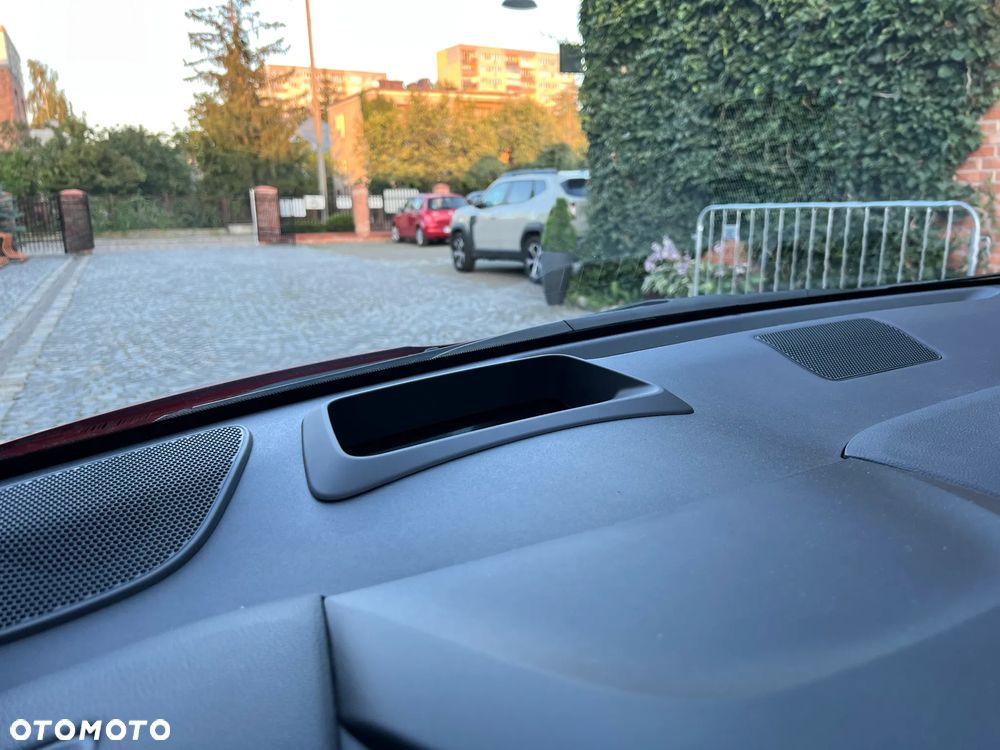 Toyota Yaris Hybrid 1.5 VVT-i GR SPORT - 10