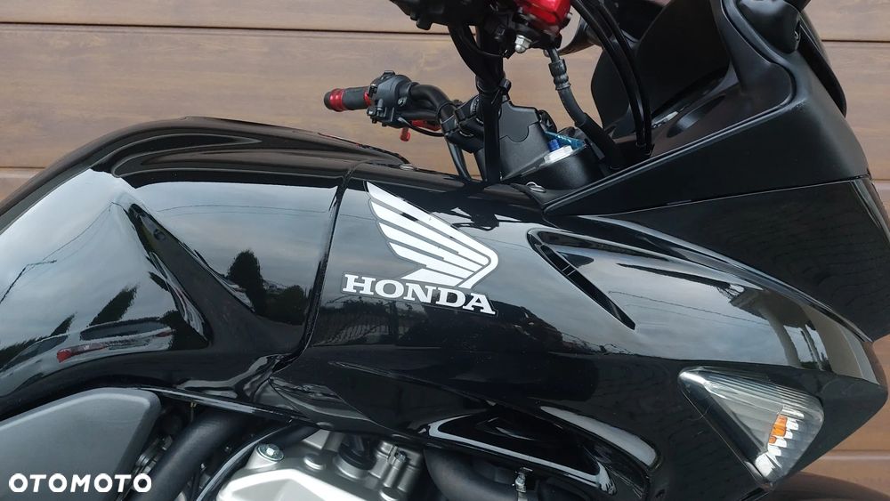 Honda CBF - 26