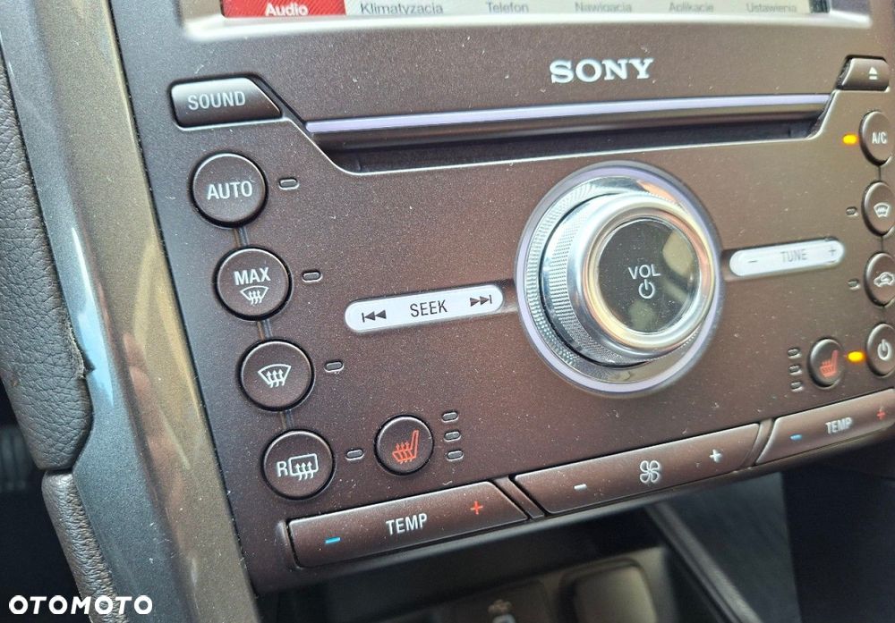 Ford Mondeo - 36