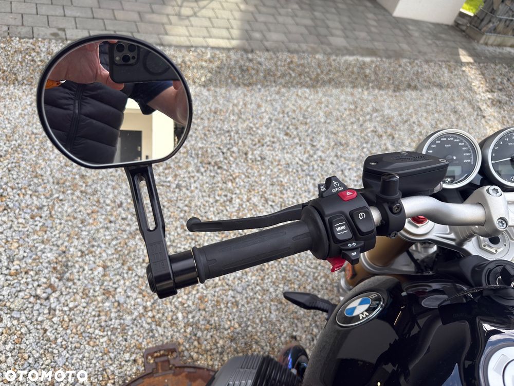 BMW R - 12