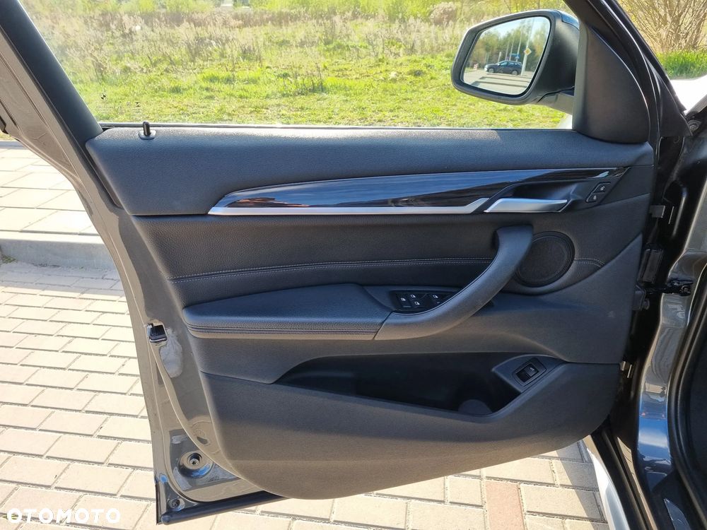 BMW X1 xDrive25i xLine - 13