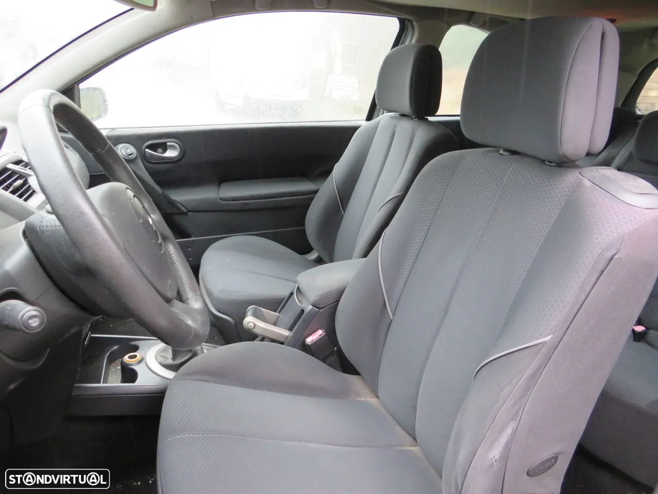 Renault Megane 1.5 60cv de 2003 - Peças Usadas  (9447) - 6