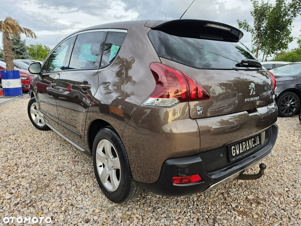 Peugeot 3008 Hybrid4 - 9