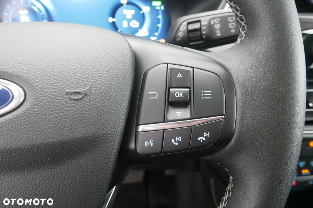 Ford Kuga - 33