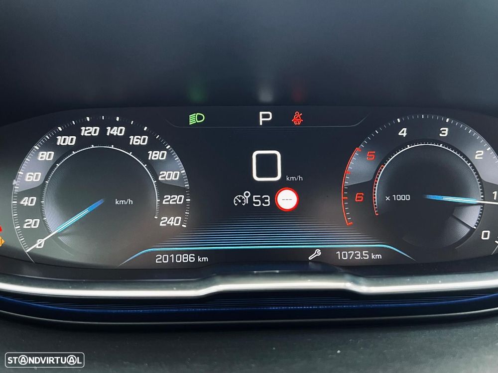 Peugeot 3008 1.5 BlueHDi Allure EAT8 - 23