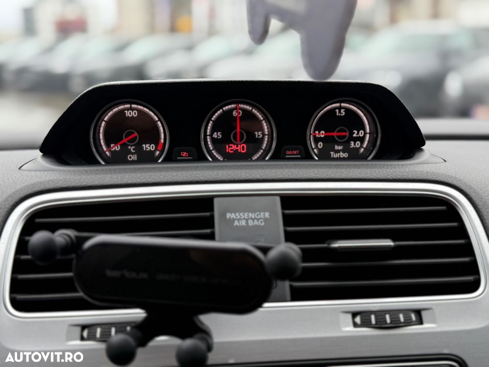 Volkswagen Scirocco 2.0 TDI (Blue Motion Technologie) - 8