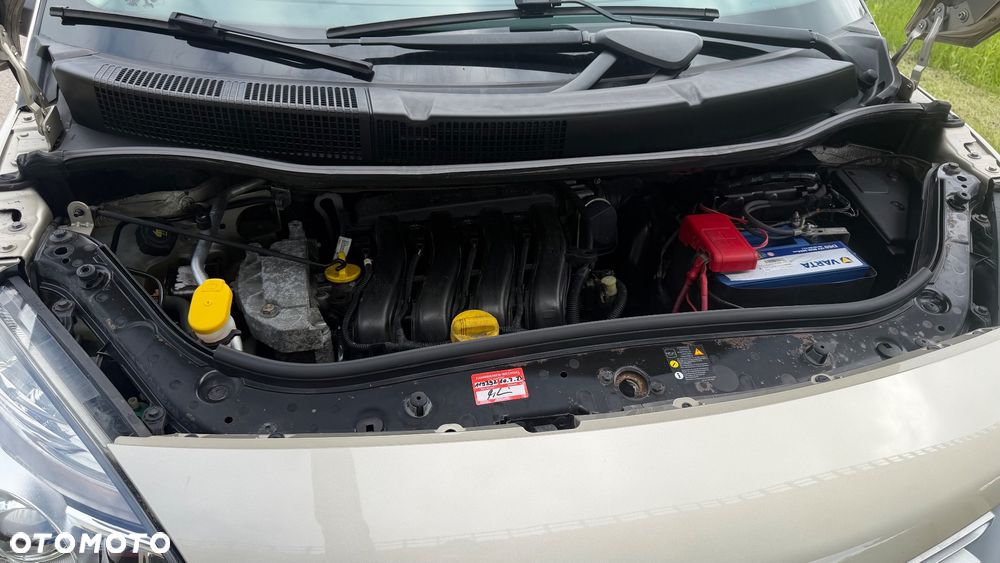 Renault Scenic 1.6 16V Conquest - 18