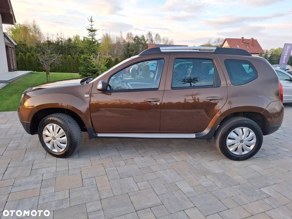 Dacia Duster 1.6 16V 105 4x2 Celebration - 11