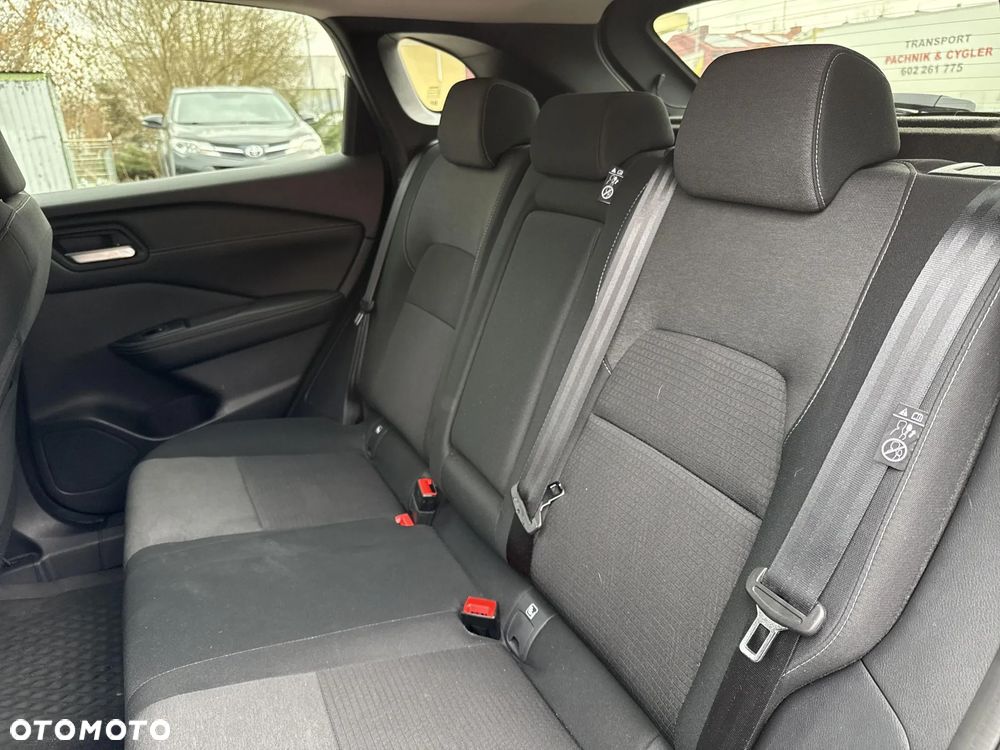 Nissan Qashqai 1.3 DIG-T MHEV N-Connecta Xtronic - 17