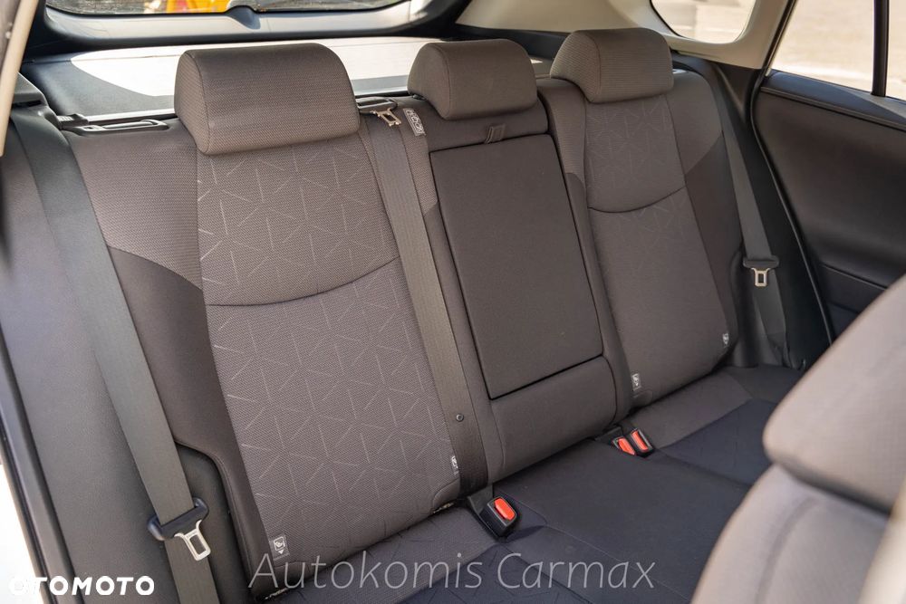 Toyota RAV4 - 21