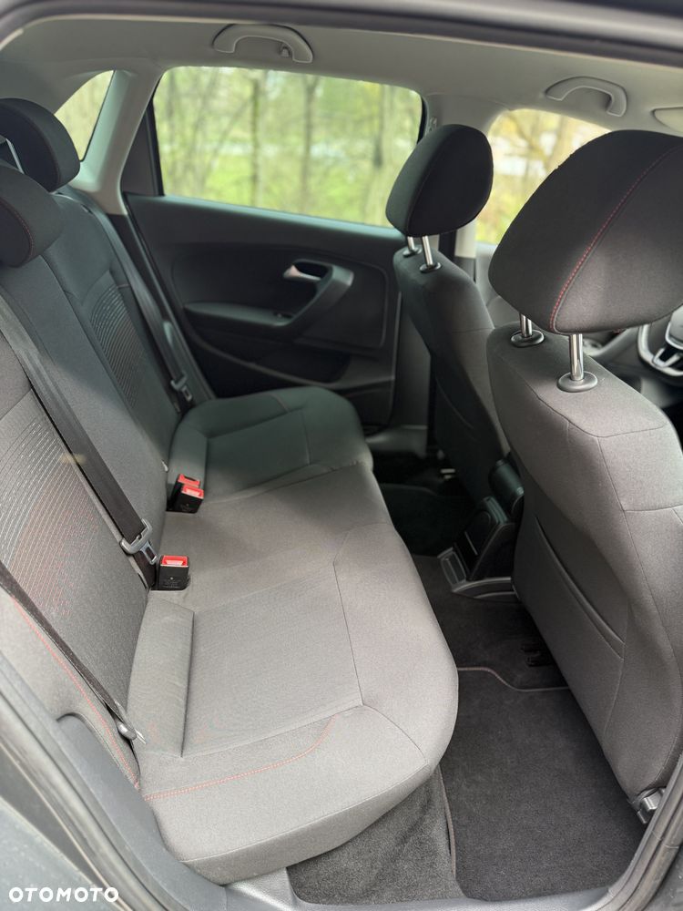 Volkswagen Polo 1.4 TDI BMT Highline - 12