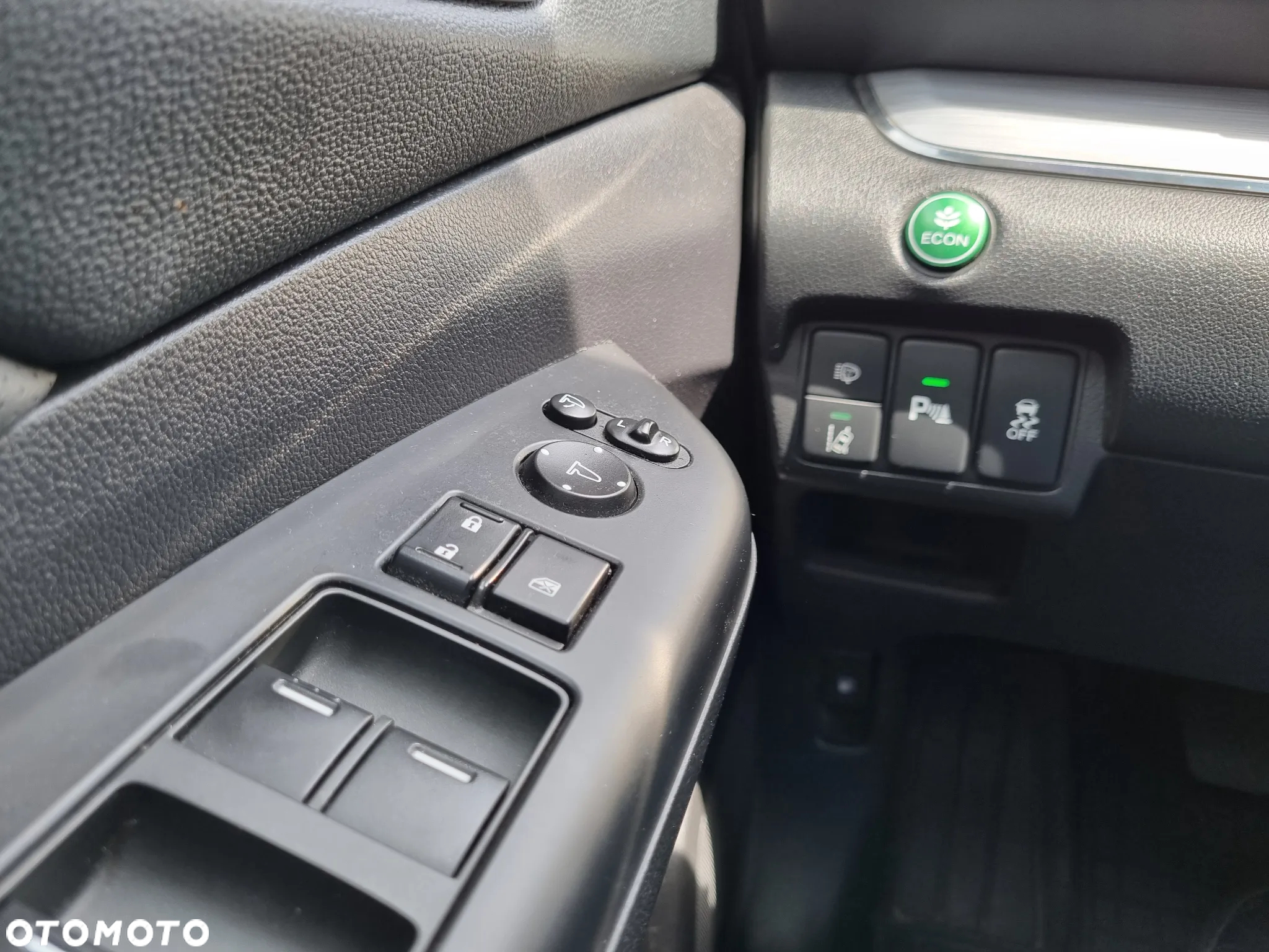 Honda CR-V 2.0 Lifestyle (Honda Connect+) - 14