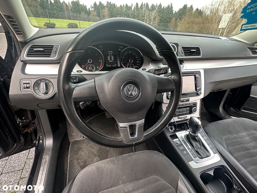 Volkswagen Passat 2.0 TDI DPF Comfortline DSG - 16