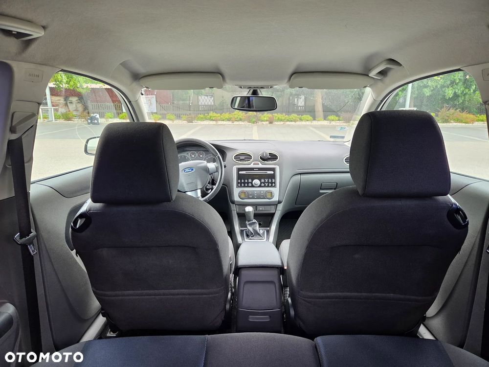 Ford Focus 1.6 Trend - 6