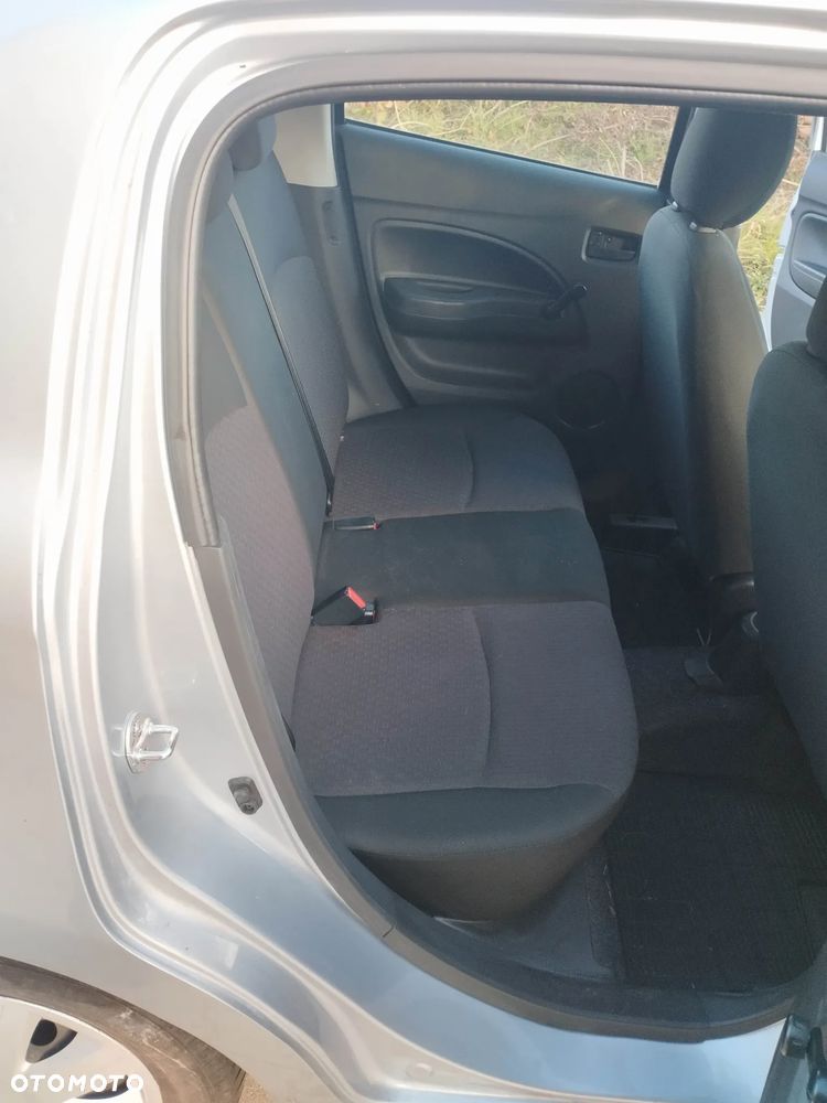 Mitsubishi Space Star 1.0 Plus - 13