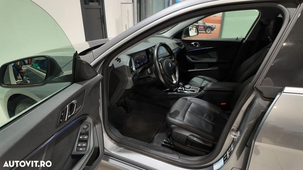 BMW Seria 2 218i Aut. Advantage - 10