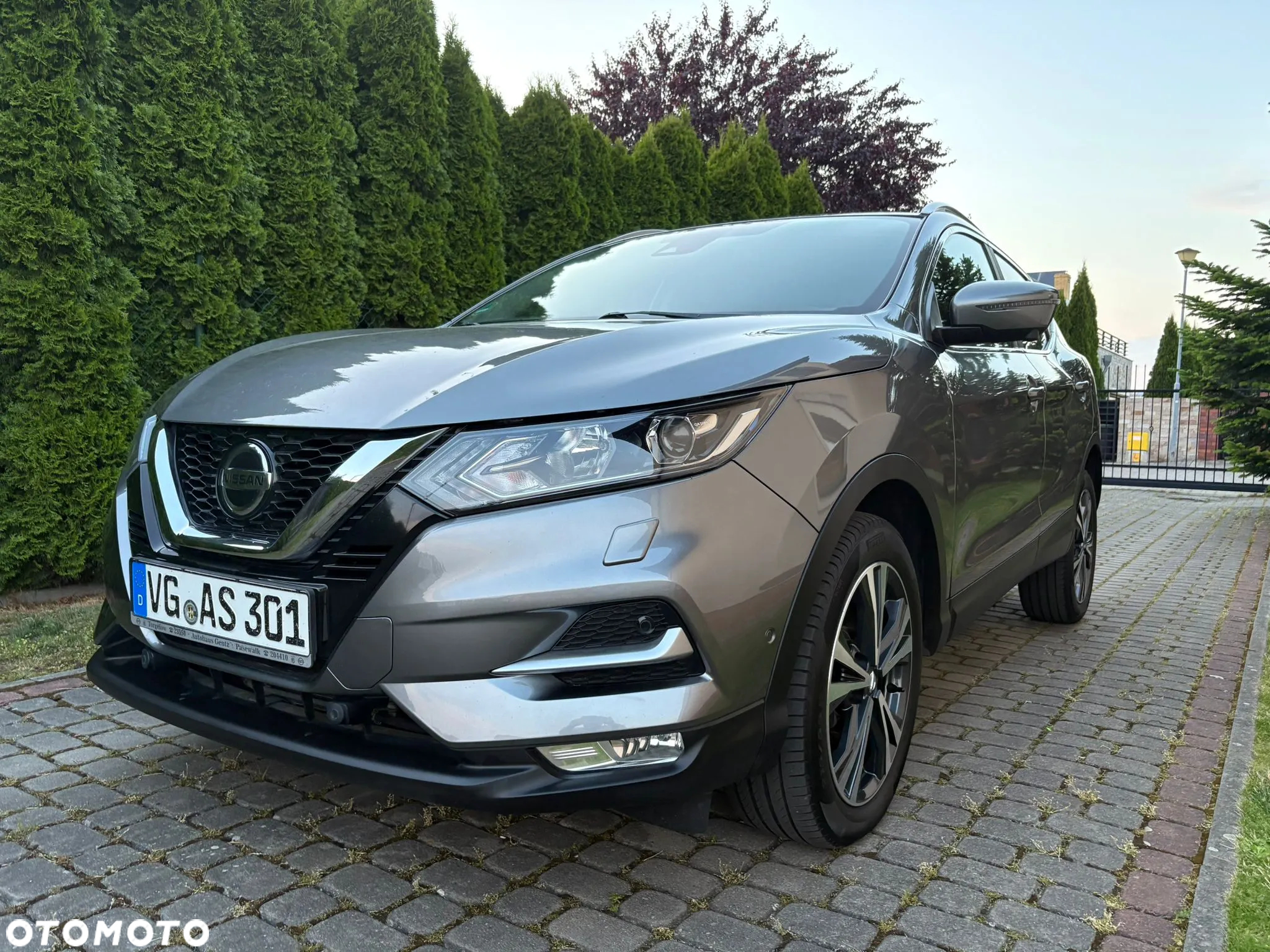 Nissan Qashqai 1.6 DCi N-Connecta Xtronic - 6