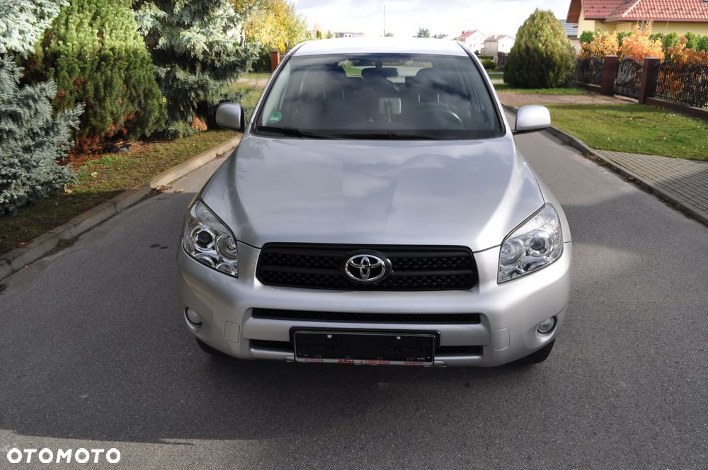 Toyota RAV4 2.0 4x4 Automatik - 9