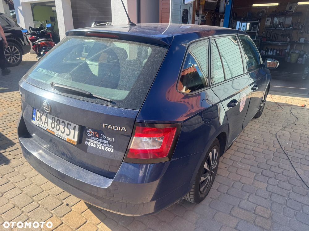 Skoda Fabia 1.2 TSI Active - 7