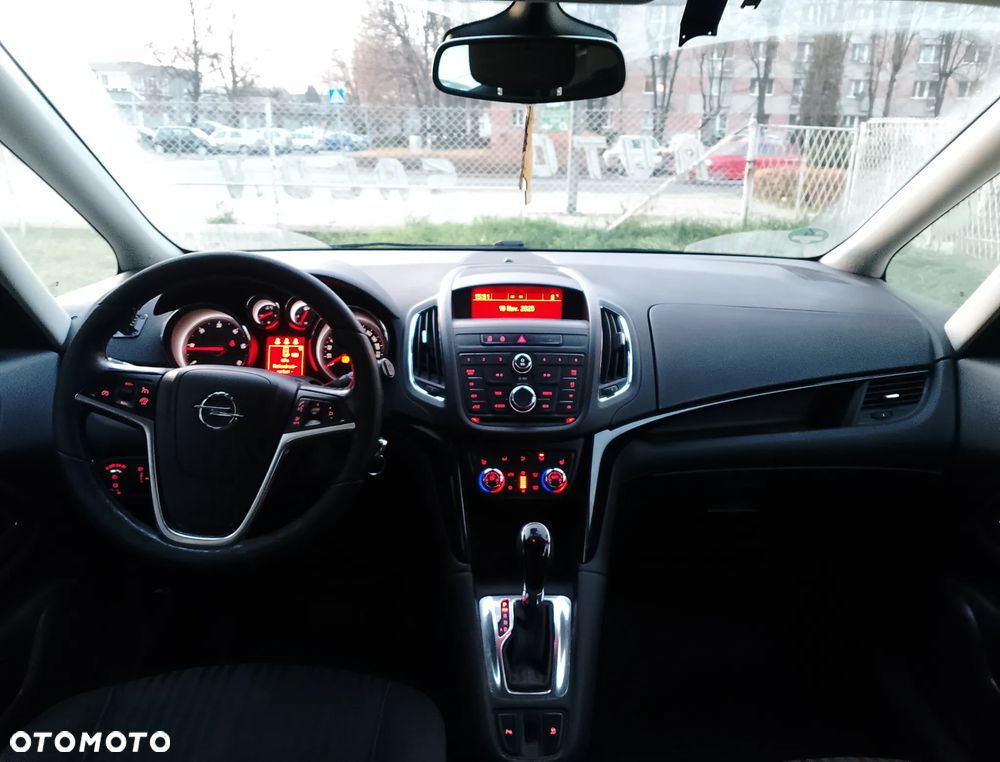 Opel Zafira Tourer 2.0 CDTI Automatik Edition - 21