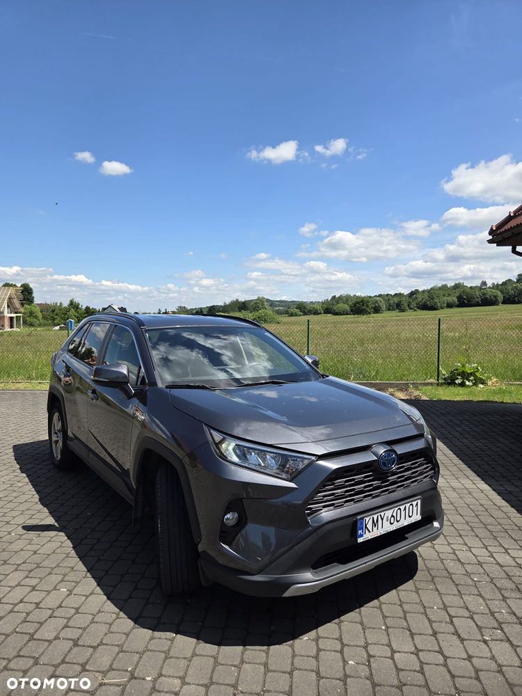 Toyota RAV4 - 4