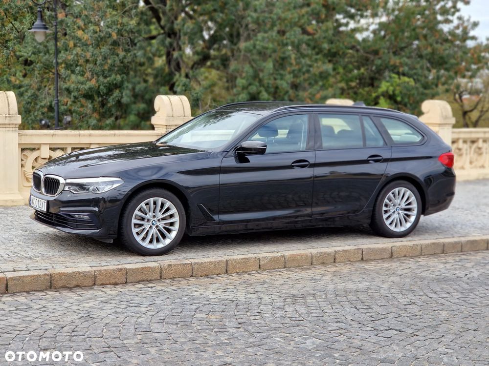 BMW Seria 5 520d Sport Line sport - 9
