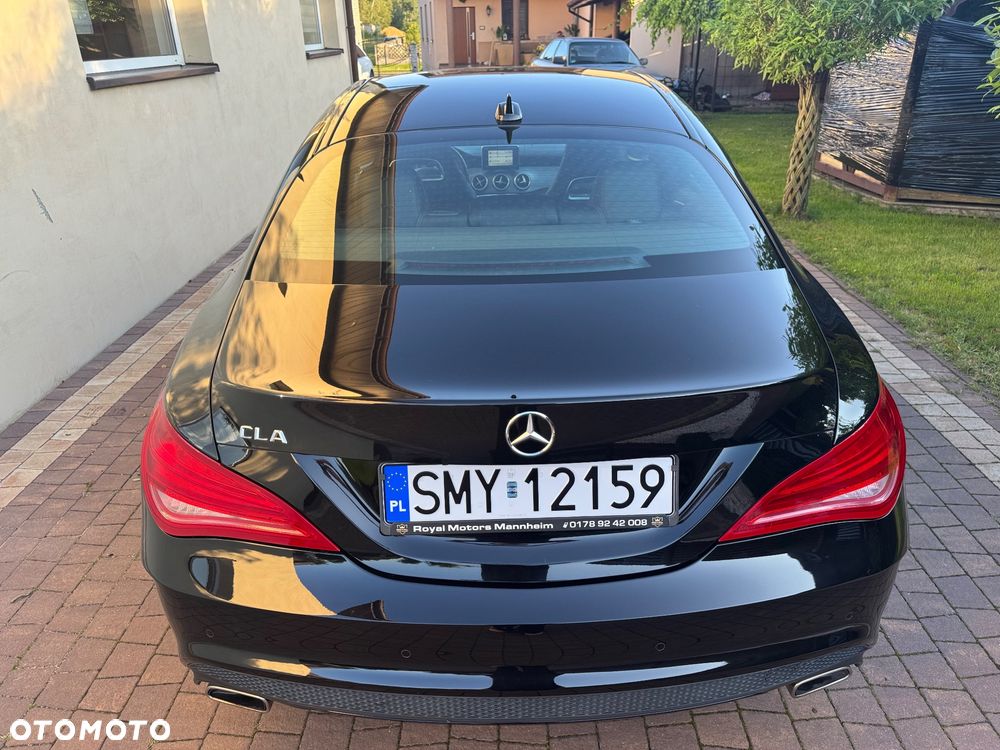 Mercedes-Benz CLA 180 - 8