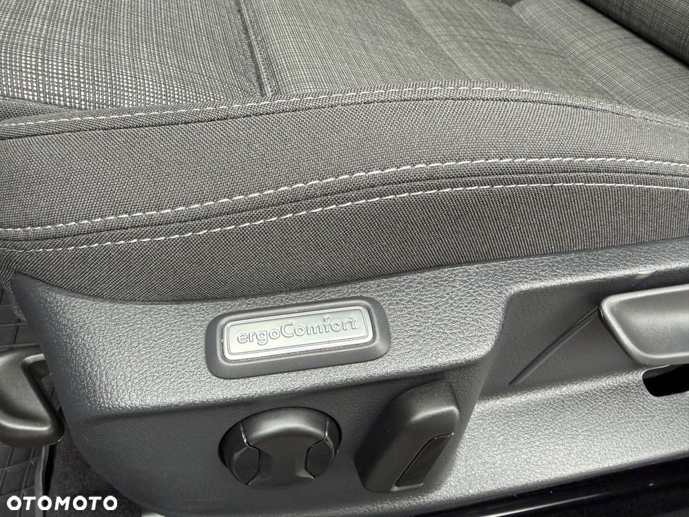 Volkswagen Passat 1.5 TSI EVO Elegance - 7