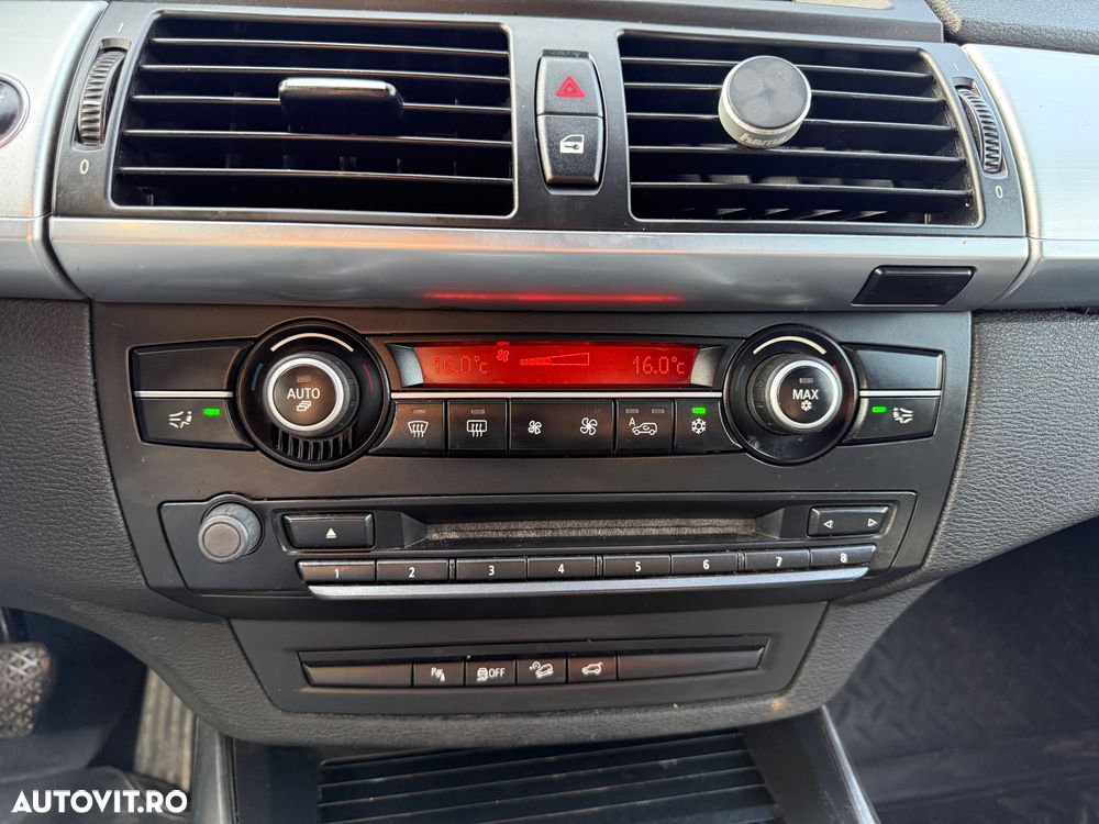 BMW X5 xDrive30d - 14