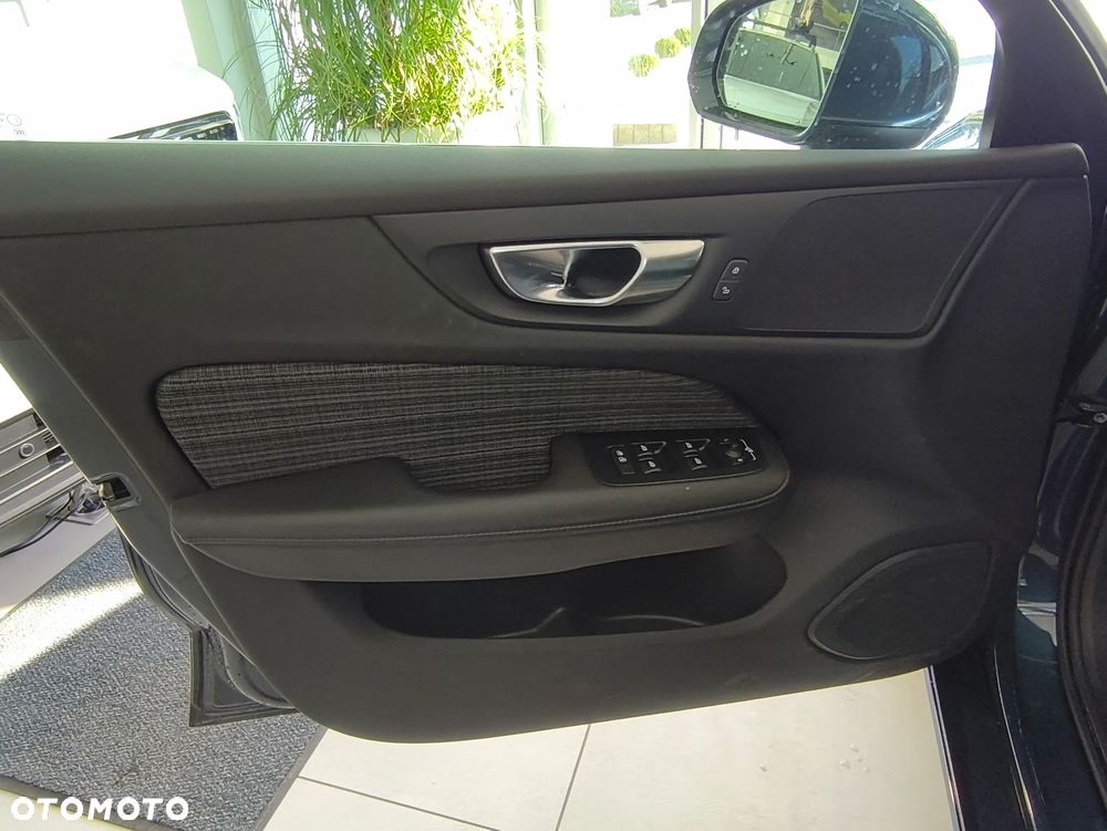 Volvo V60 B4 B Core - 13