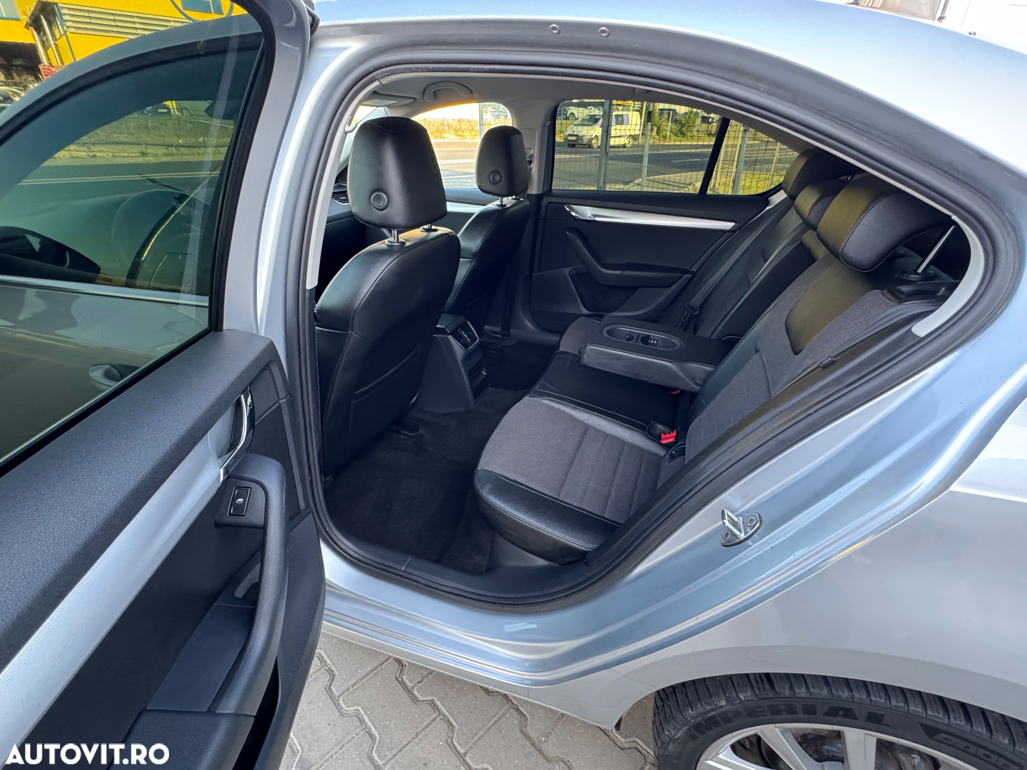 Skoda Octavia 1.4 TSI ELEGANCE - 27