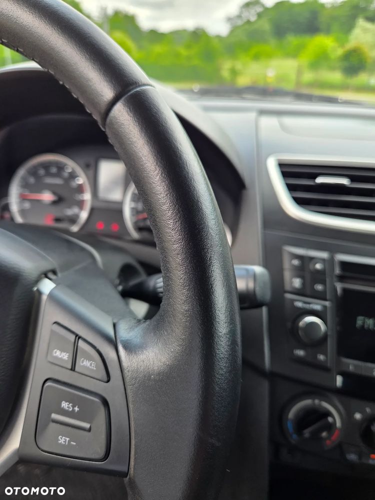 Suzuki Swift 1.2 Premium - 12
