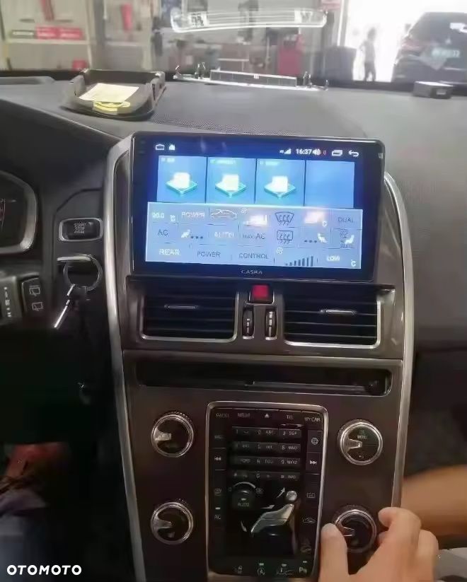 Volvo V60 Cross Country D4 AWD Geartronic - 29