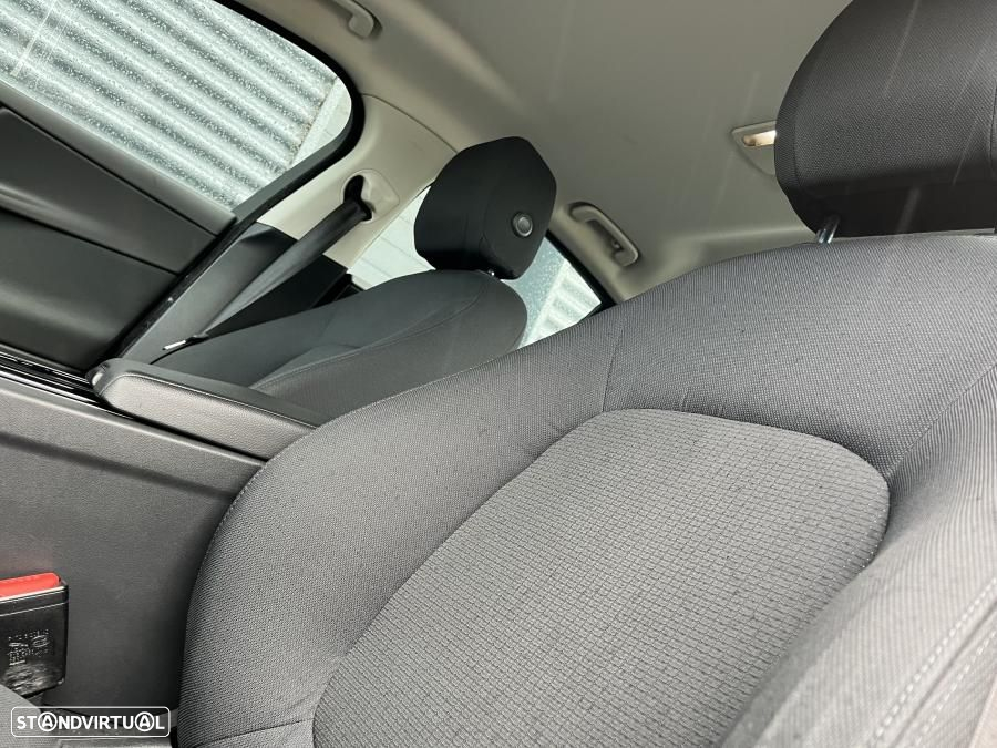 Jaguar XE 2.0 D Prestige Aut. - 7