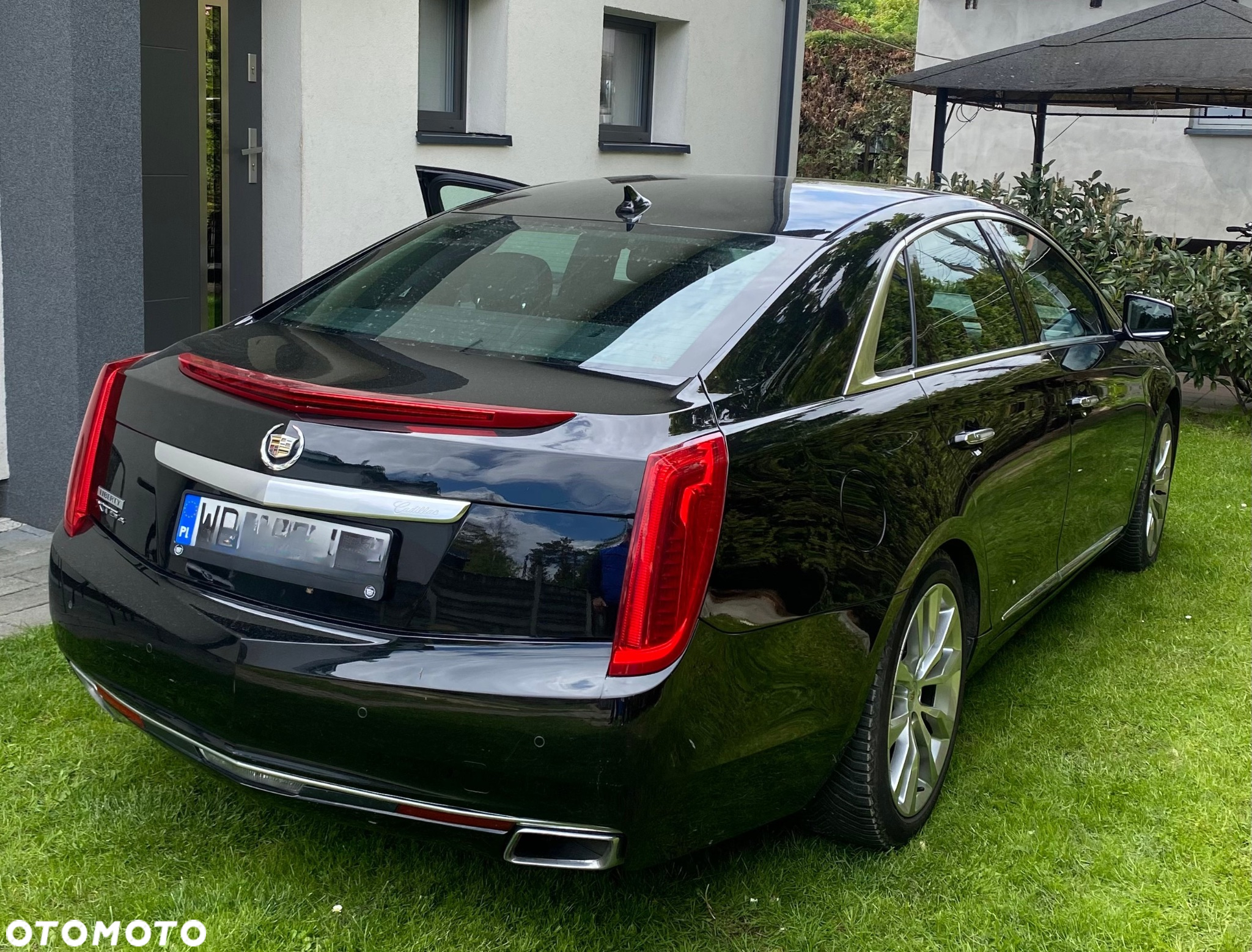 Cadillac XTS - 2