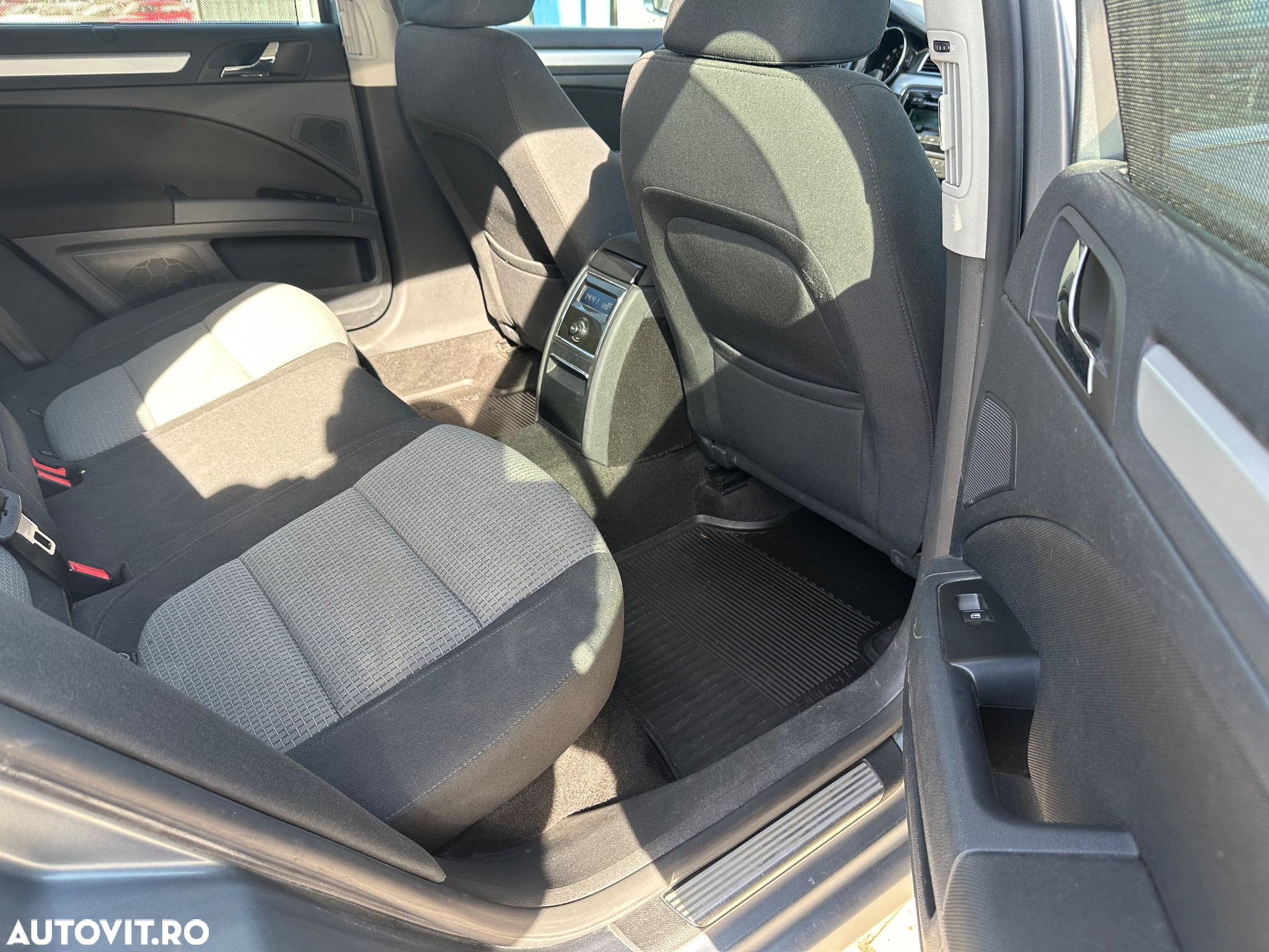 Skoda Superb 2.0 TDI 4x4 DSG Elegance - 18