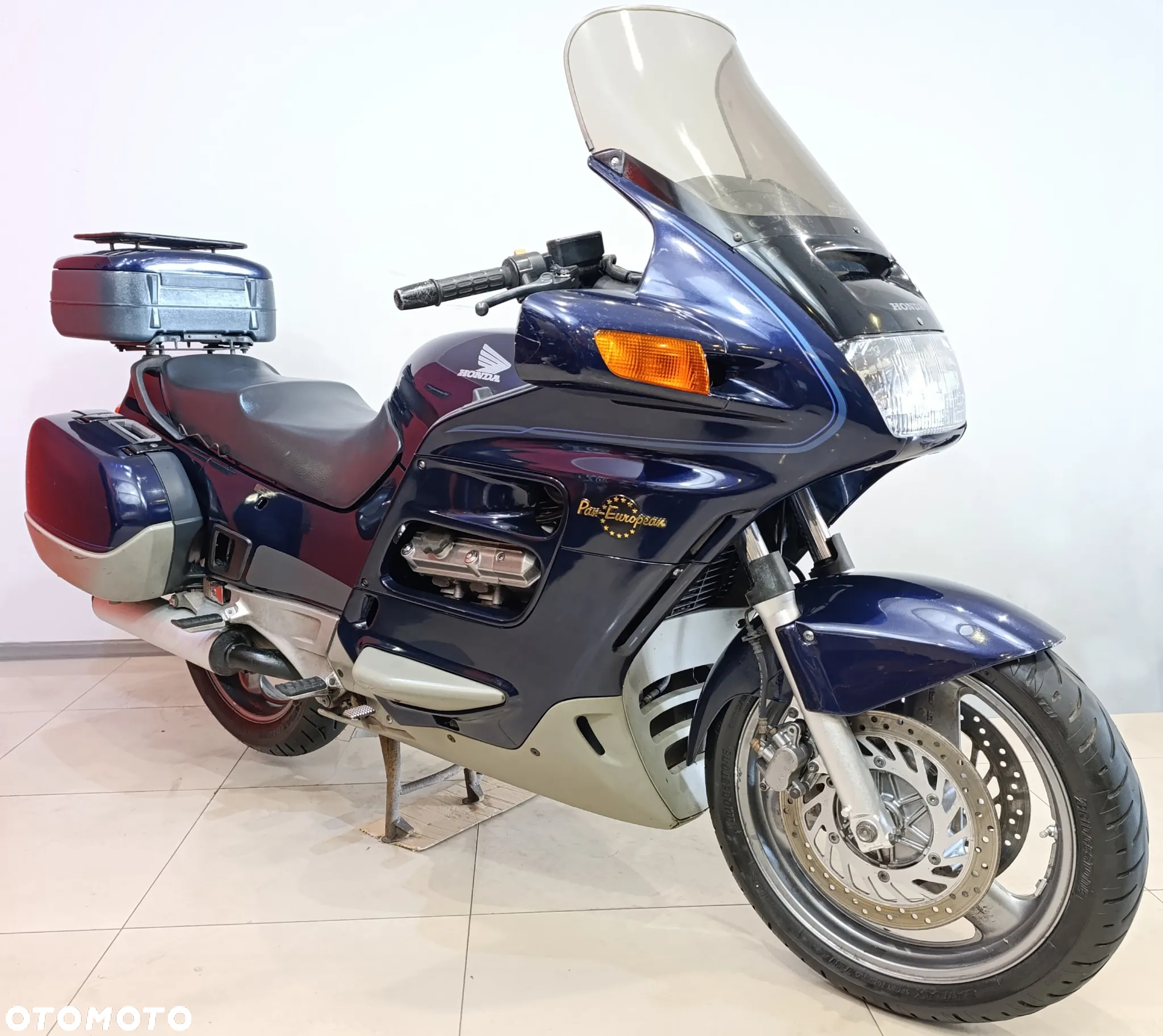Honda ST - 6