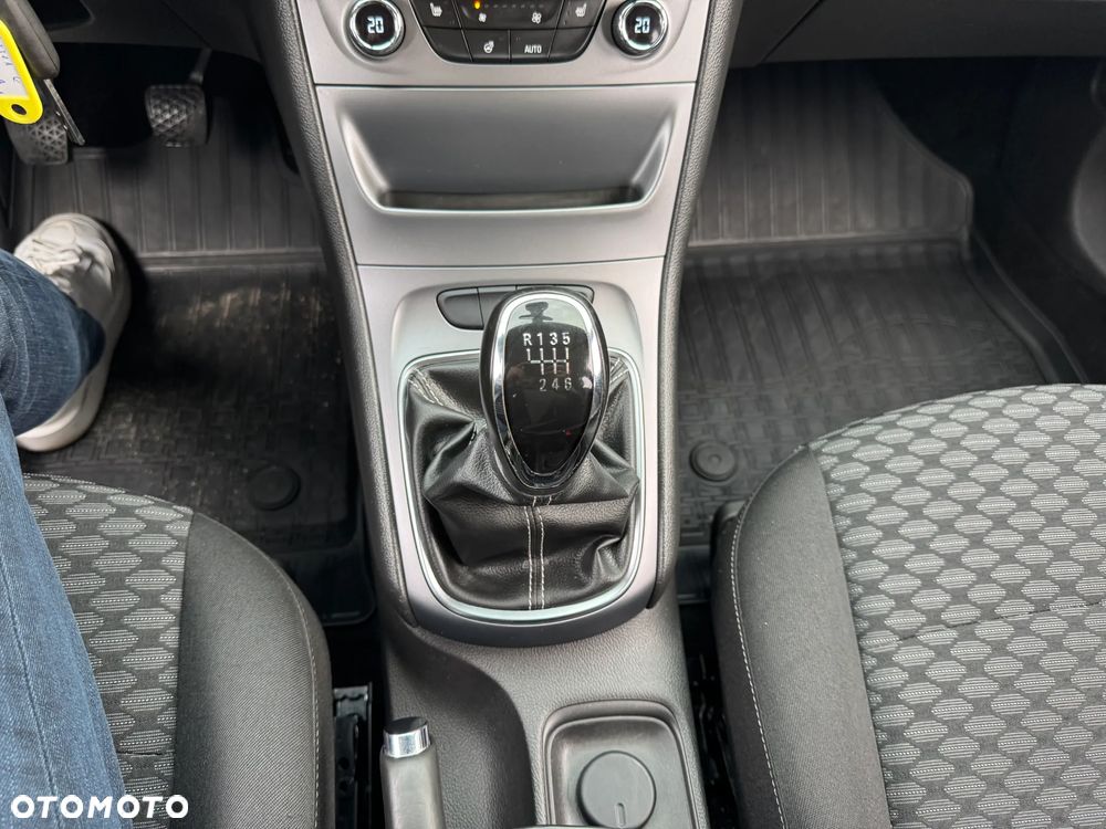 Opel Astra 1.4 Turbo Innovation - 20