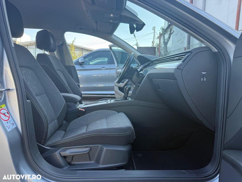 Volkswagen Passat 2.0 TDI DSG (BlueMotion Technology) Comfortline - 26