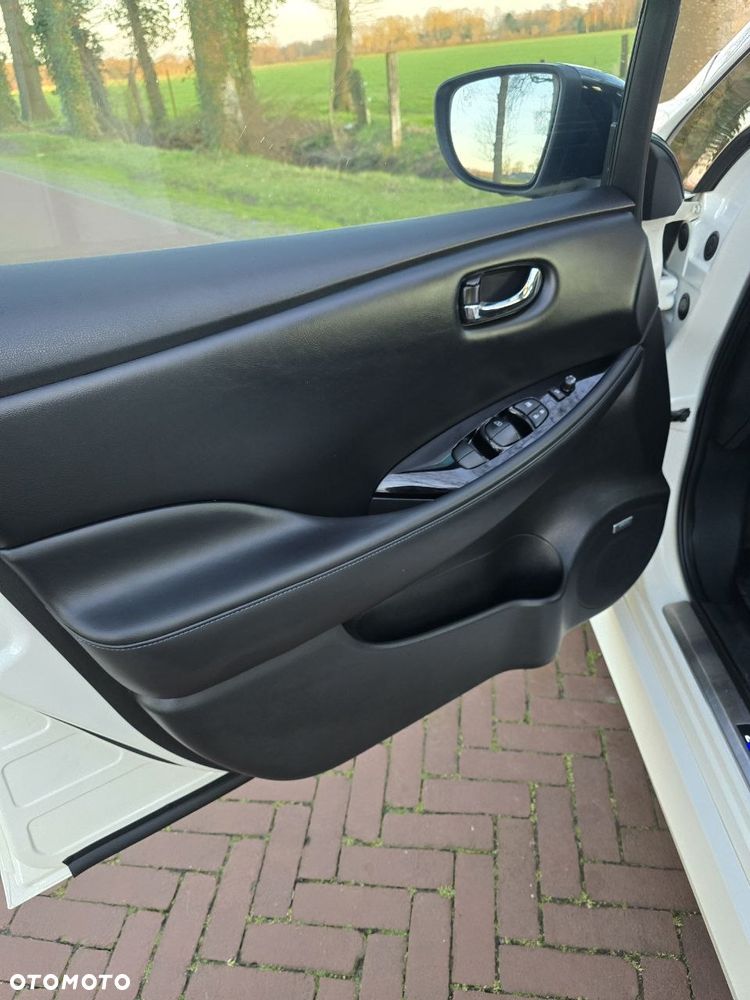 Nissan Leaf 40kWh N-Connecta - 15