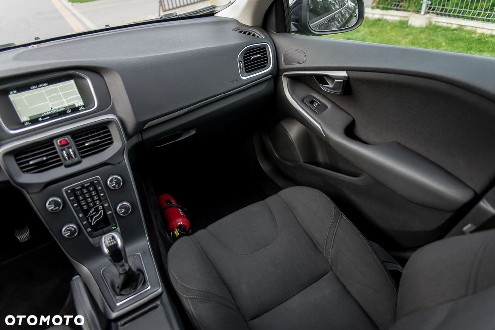 Volvo V40 D2 Drive-E Kinetic - 32