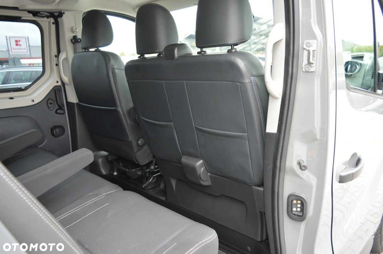 Renault Trafic - 31