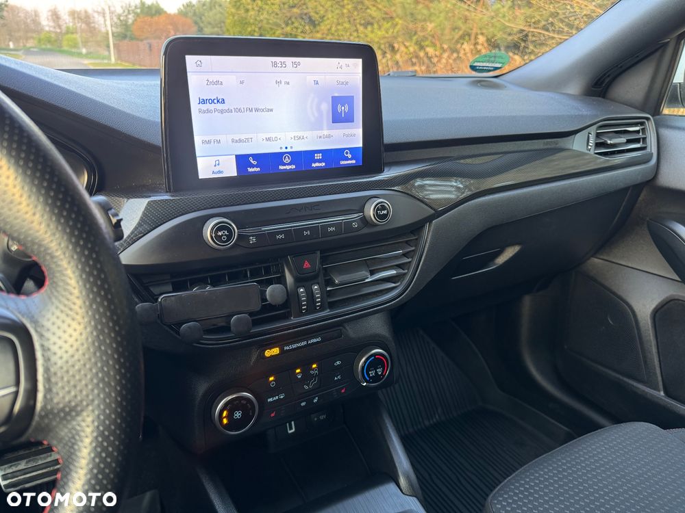 Ford Focus 1.5 EcoBlue Start-Stopp-System ST-LINE - 13