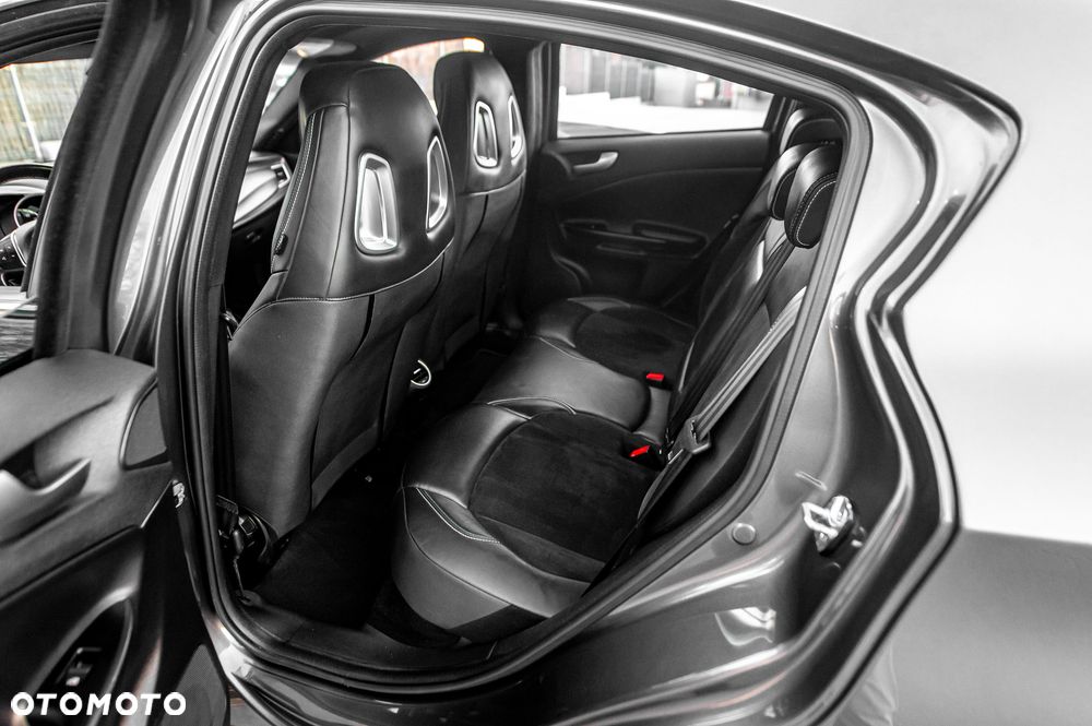 Alfa Romeo Giulietta 1.8 TBi 16V TCT Quadrifoglio Verde - 22