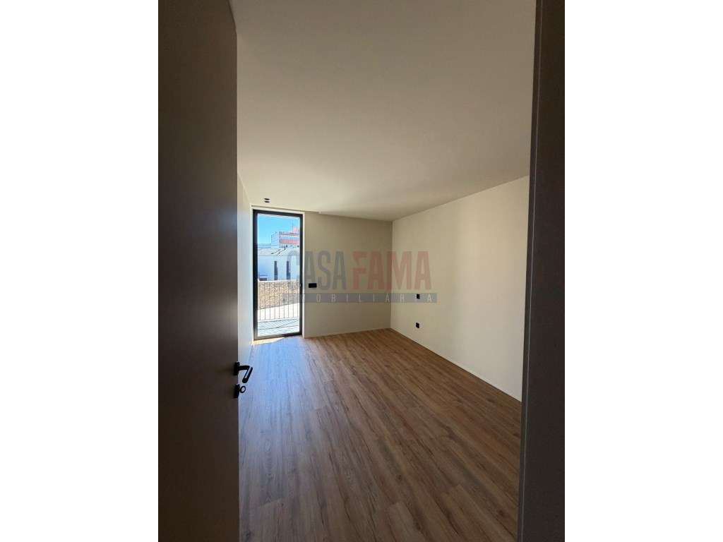 Apartamento T2 Novo com Vista para o Bom Jesus Empreendimento Dalí,... - Grande imagem: 4/16