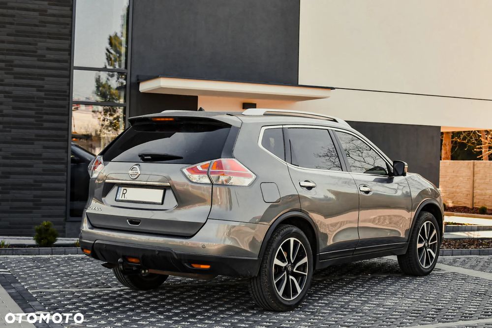 Nissan X-Trail - 2